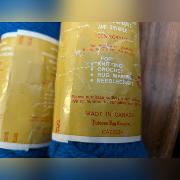 Vintage Blue Sayelle Knitting Worsted Yarn 3 ply 56.7g X 2 / 2oz.x 2 - Picture 7 of 7